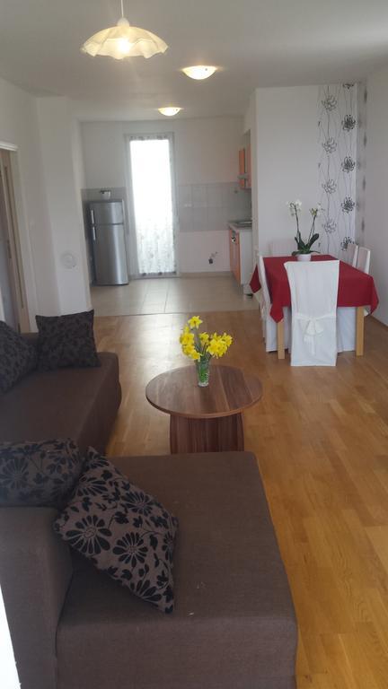 Apartment Kristijan マカルスカ 部屋 写真